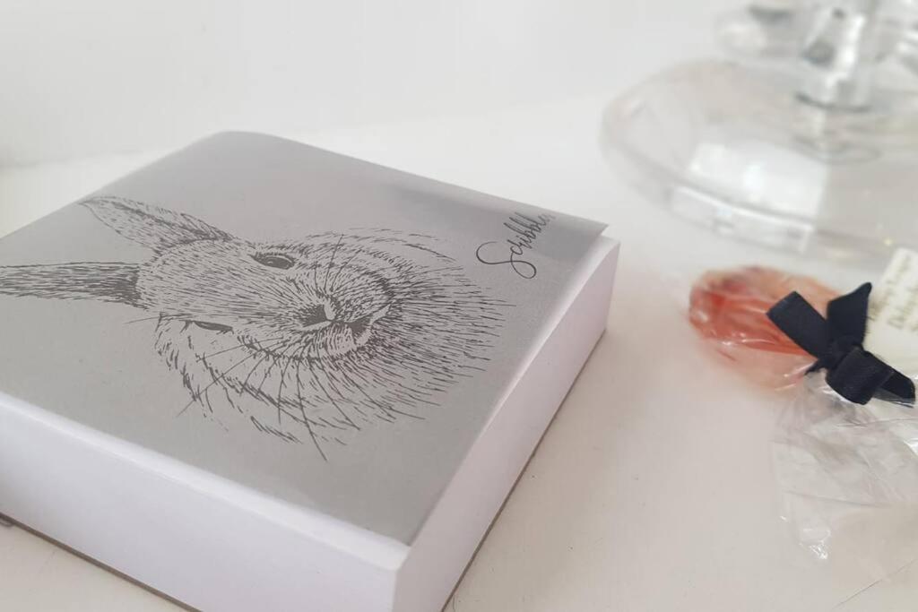 Grey Rabbit Cottage 몬터규 외부 사진